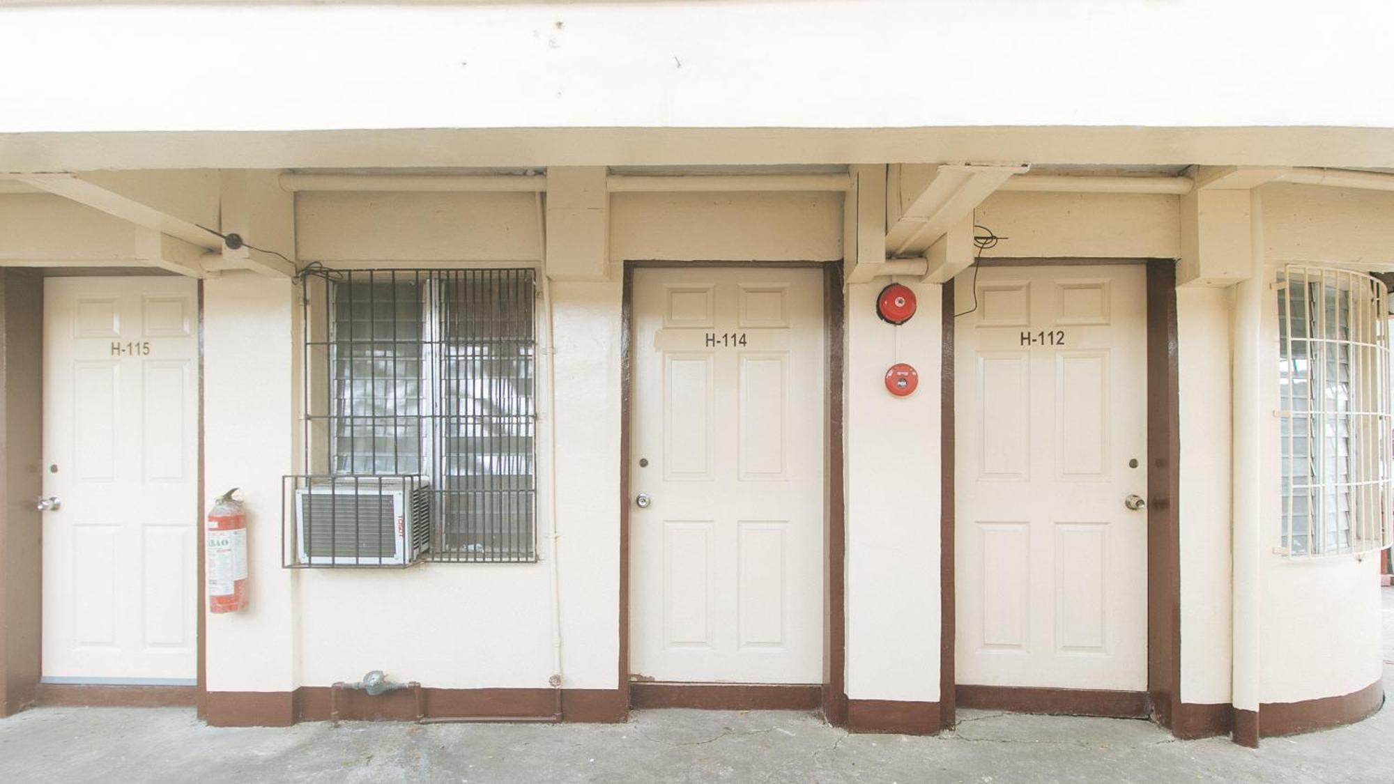 Reddoorz At City Stay Inns Marilao Lias Dış mekan fotoğraf