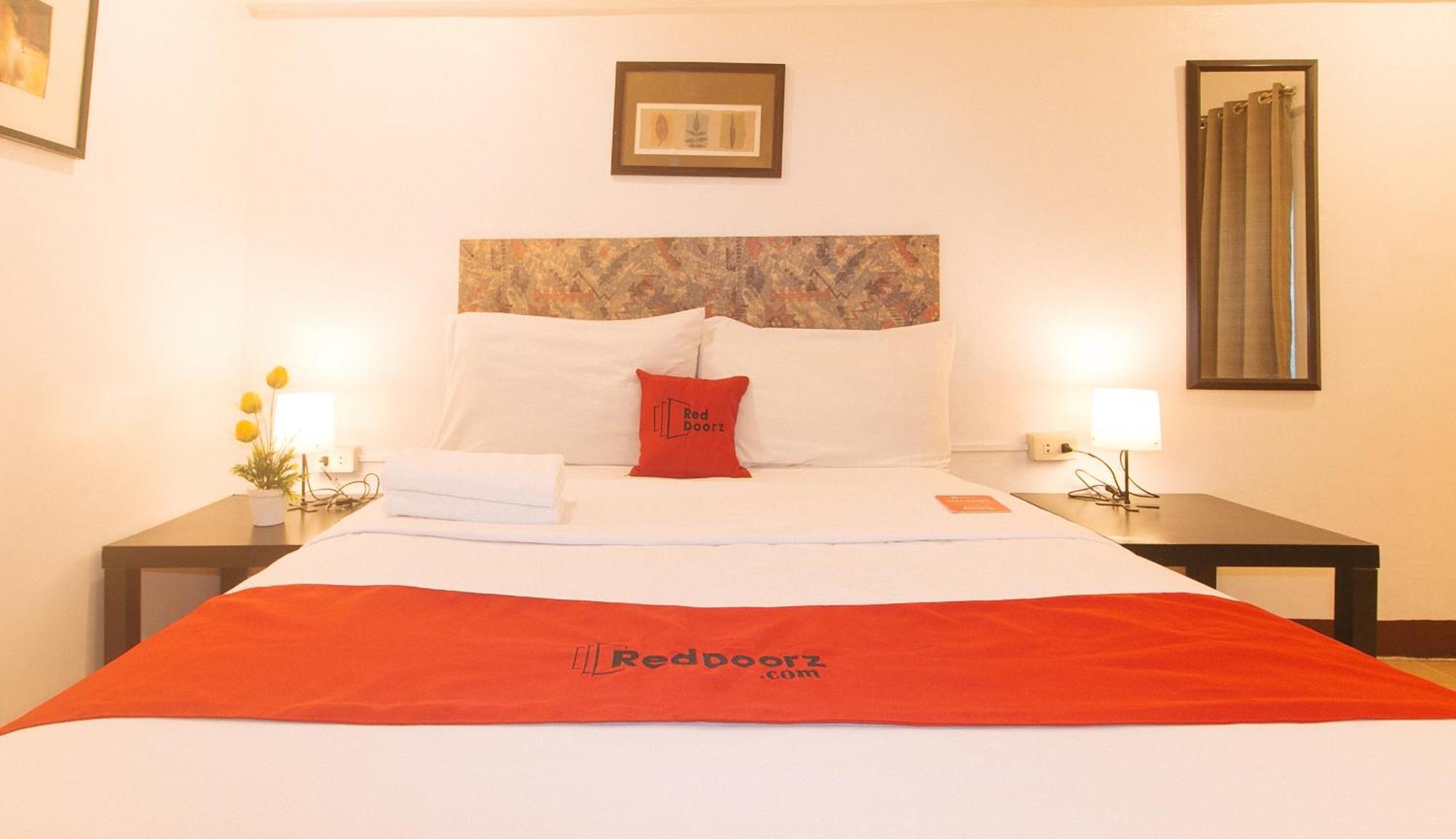 Reddoorz At City Stay Inns Marilao Lias Dış mekan fotoğraf