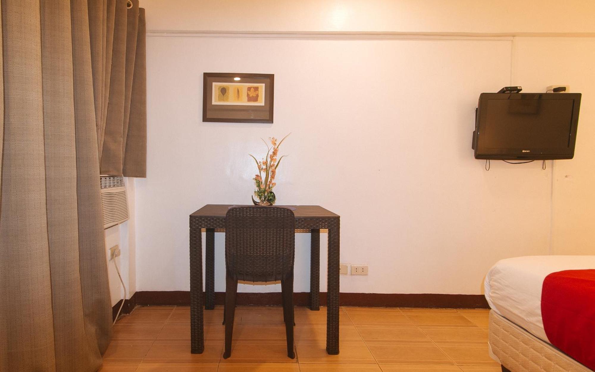 Reddoorz At City Stay Inns Marilao Lias Dış mekan fotoğraf