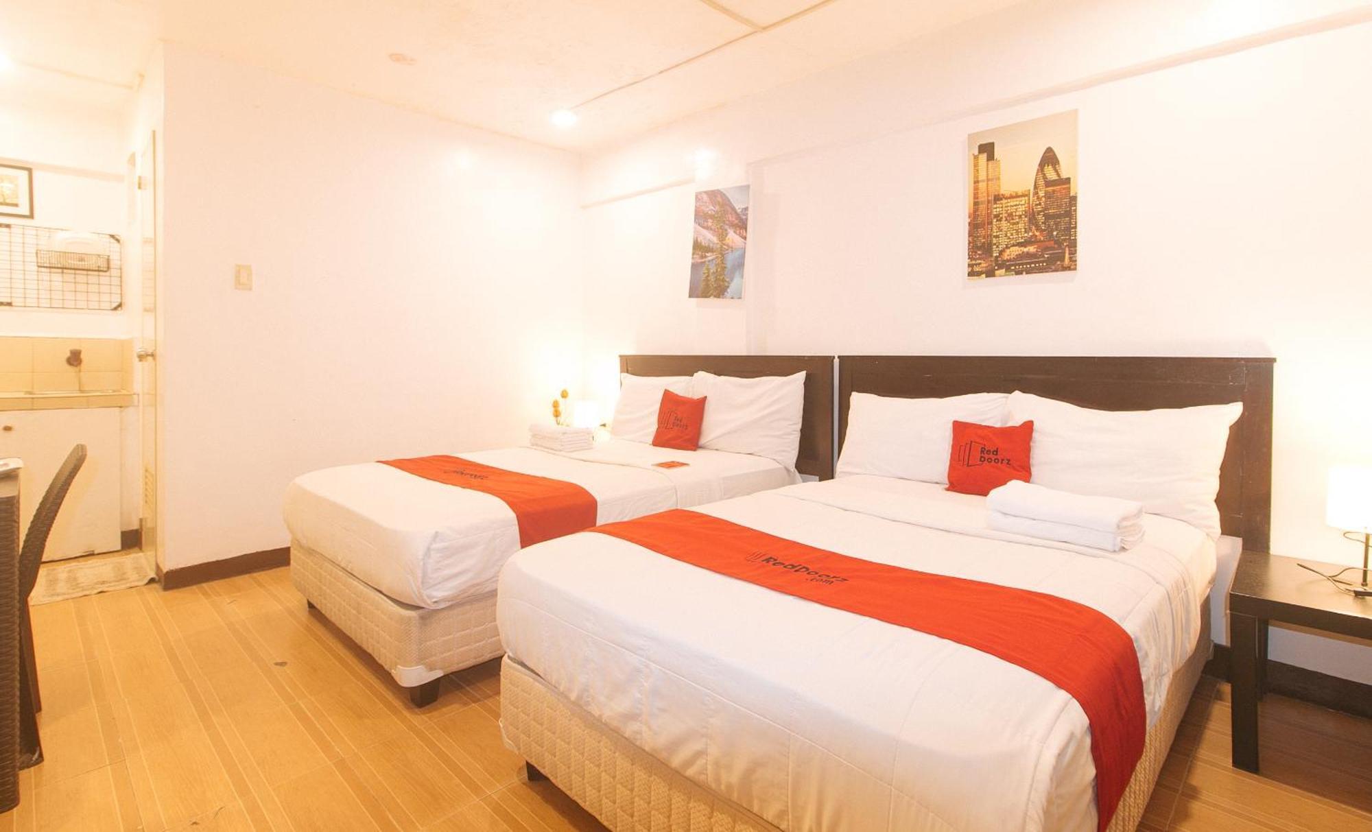 Reddoorz At City Stay Inns Marilao Lias Dış mekan fotoğraf